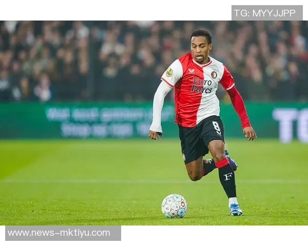 多特蒙德计划今夏免签耶诺德后卫昆滕廷伯加强防线深度